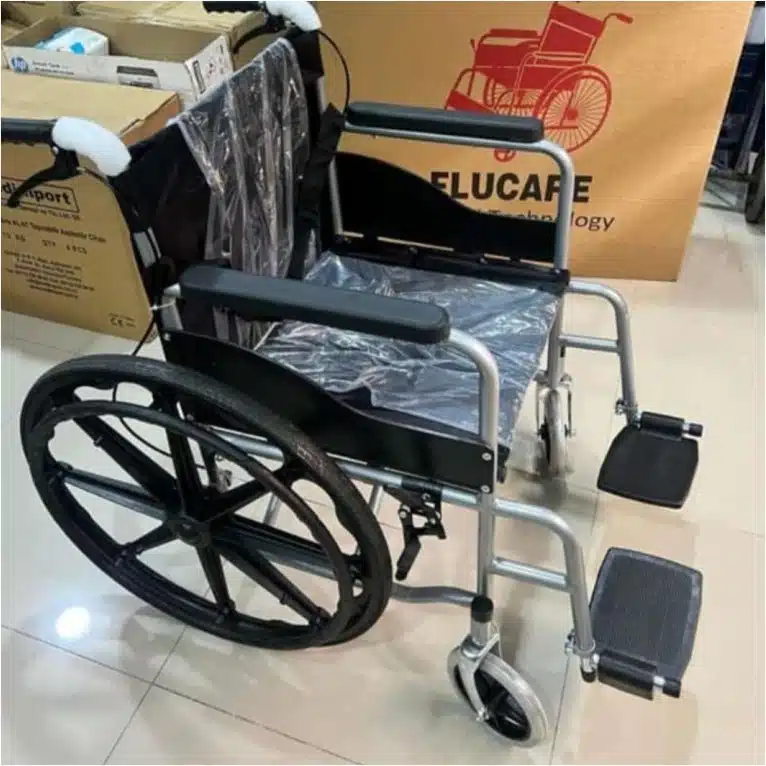 Silla de ruedas marca Flucare — equipo médico en Lima, Perú | Webley